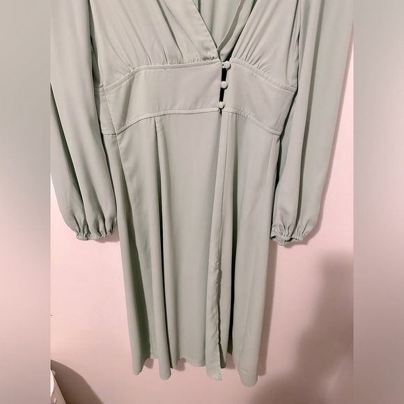 Cupshe Pastel Green V-neck Button Front Fitted Waist Midi Slit Dress M - Picture 11 of 14